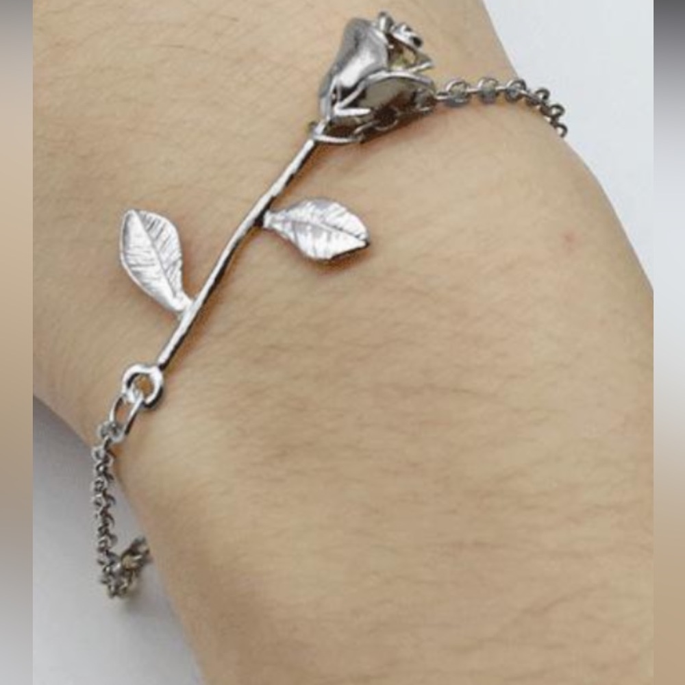 Rose bangle silver